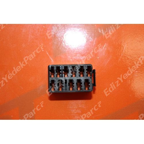 /api/images/partimg/206391105-tlh-connector-for-switch-imel-3238.jpg
